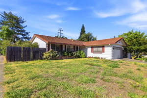 003_F8_8158 Chipwood Way