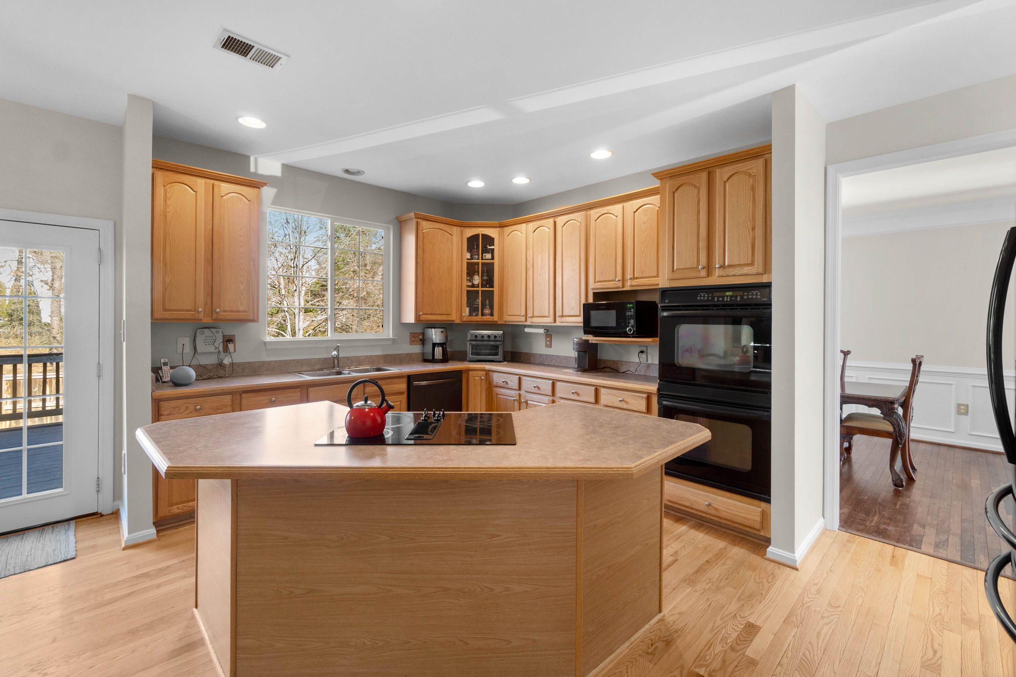 8158 Tenbrook Dr, Gainesville, VA 20155, USA Photo 18