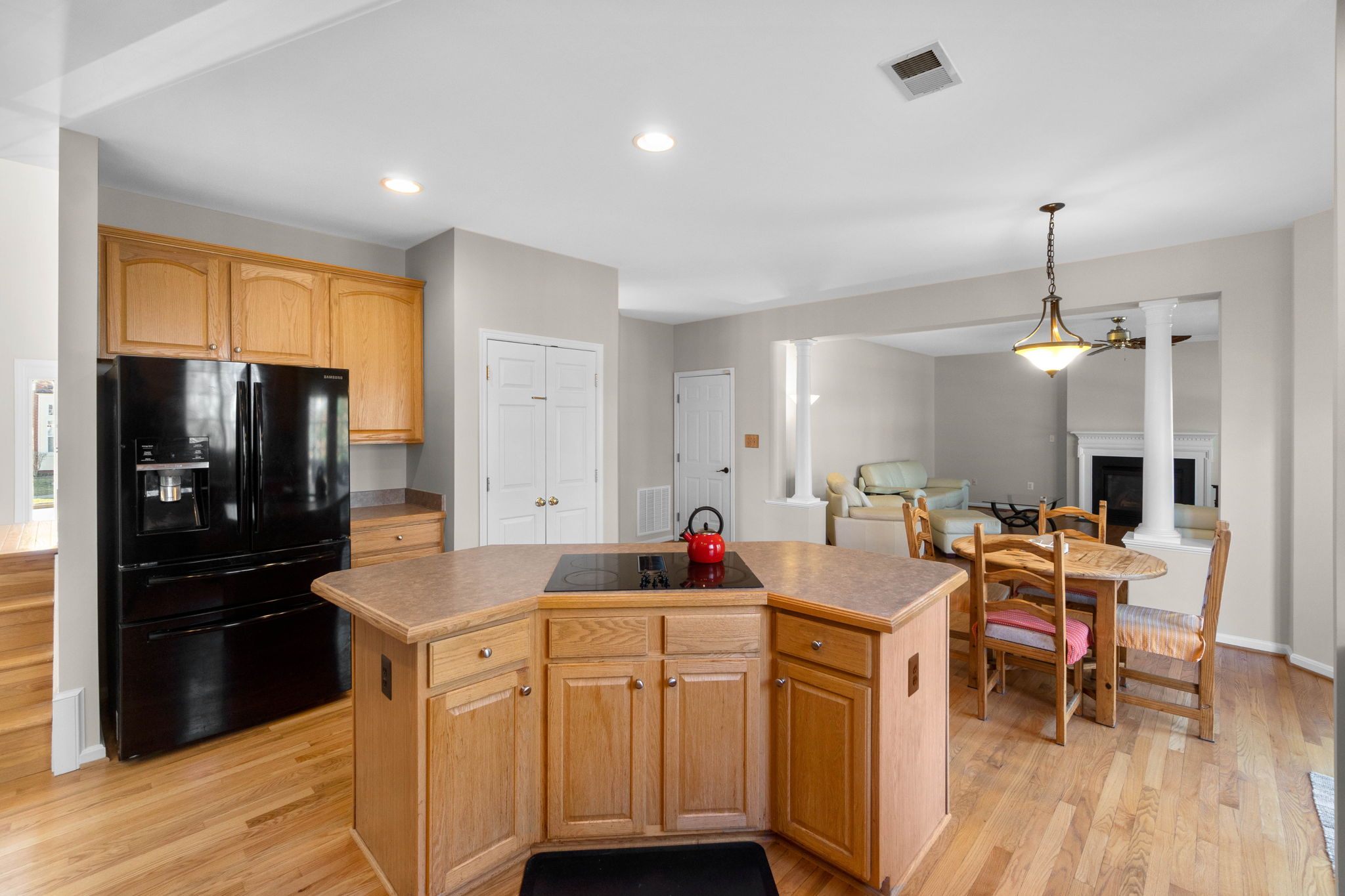8158 Tenbrook Dr, Gainesville, VA 20155, USA Photo 16