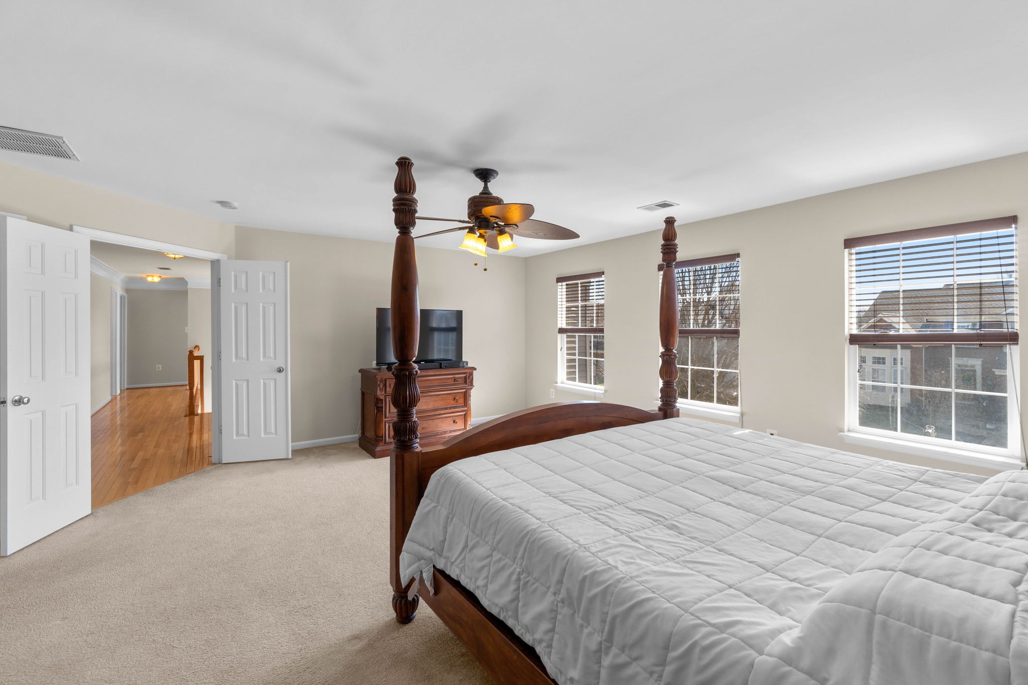 8158 Tenbrook Dr, Gainesville, VA 20155, USA Photo 35