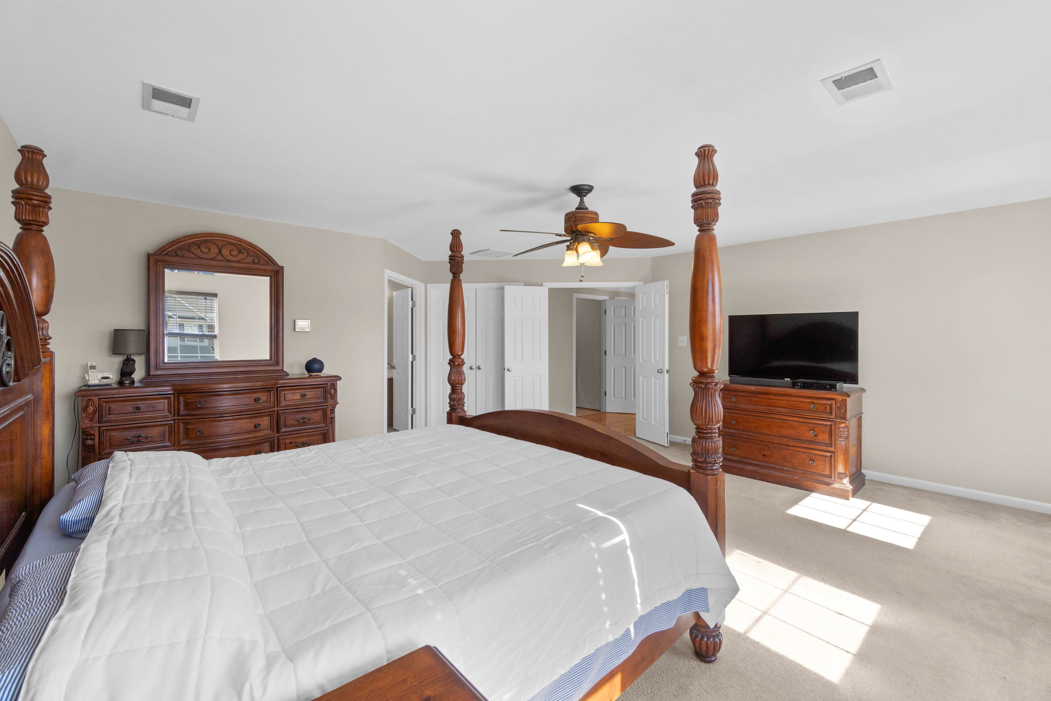 8158 Tenbrook Dr, Gainesville, VA 20155, USA Photo 34
