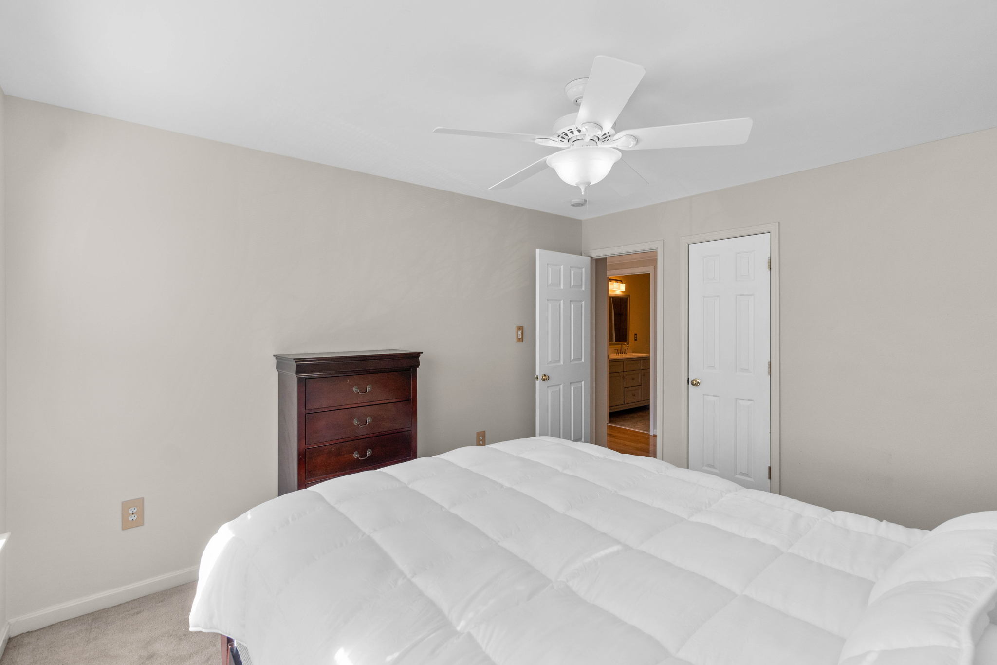 8158 Tenbrook Dr, Gainesville, VA 20155, USA Photo 30