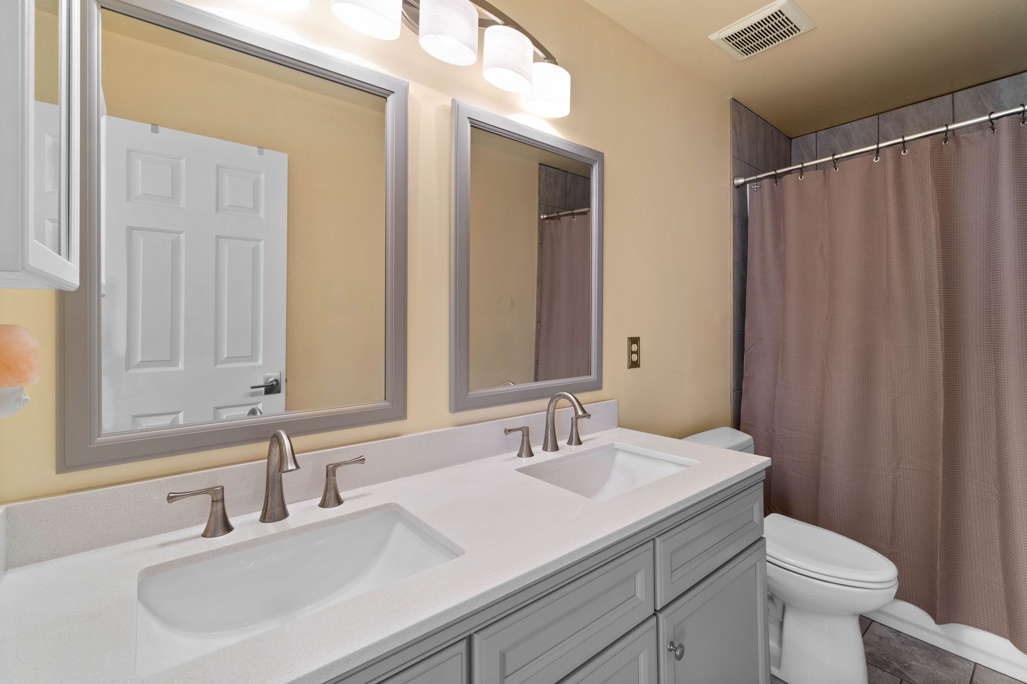 8158 Tenbrook Dr, Gainesville, VA 20155, USA Photo 26