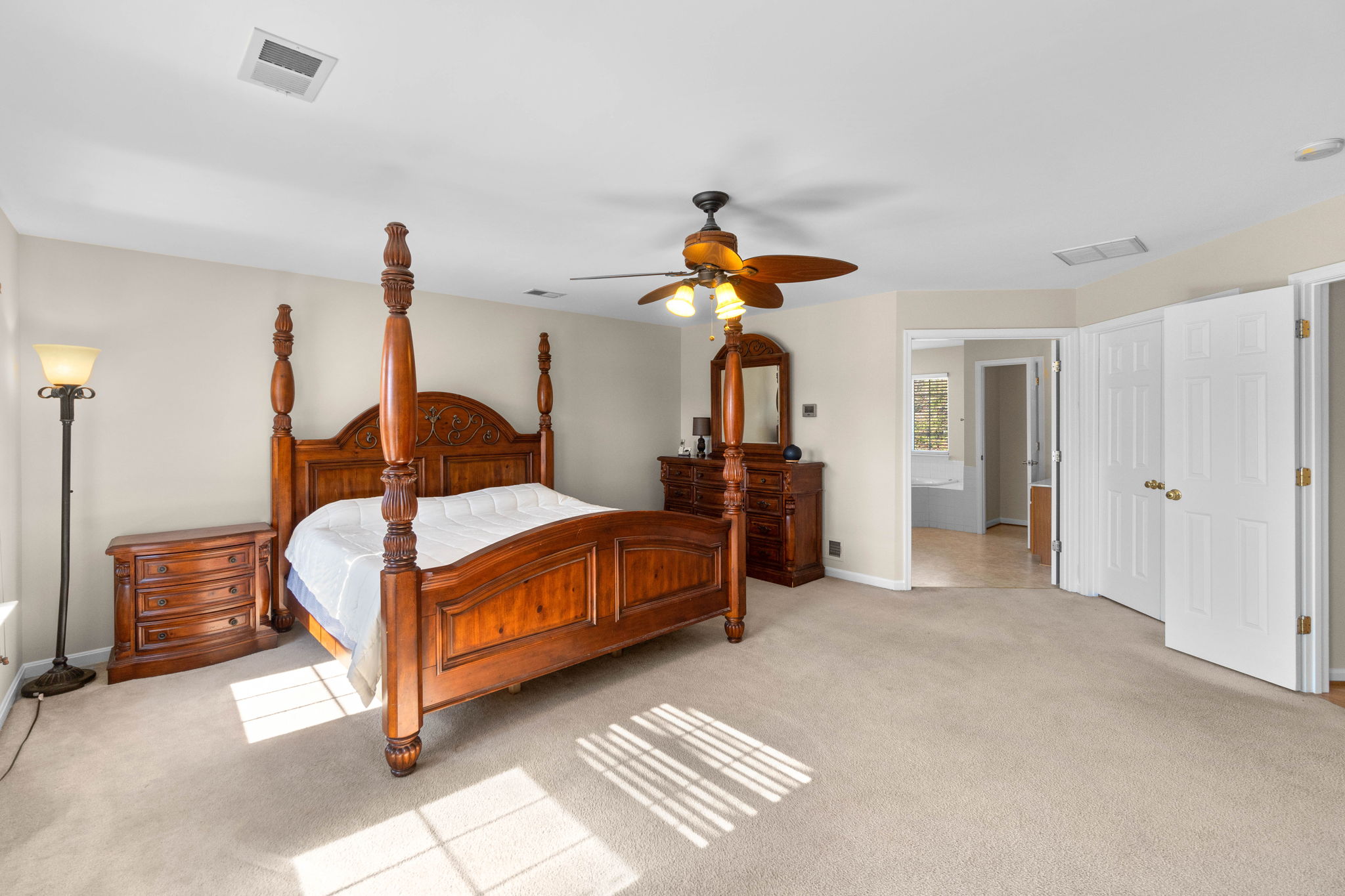 8158 Tenbrook Dr, Gainesville, VA 20155, USA Photo 33