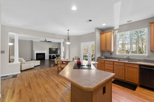 8158 Tenbrook Dr, Gainesville, VA 20155, USA Photo 14