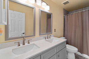 8158 Tenbrook Dr, Gainesville, VA 20155, USA Photo 25