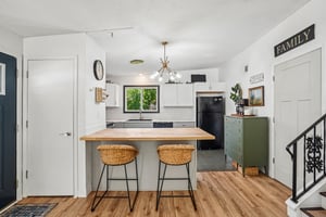 11th St-S0207-011.jpg