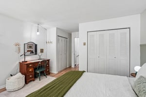 11th St-S0207-024.jpg