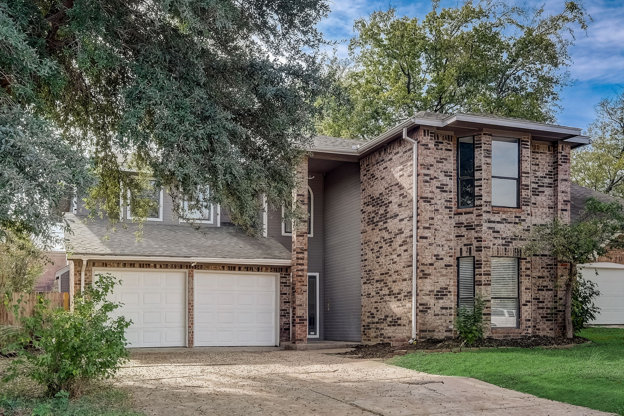 Ashmount Ln-002
