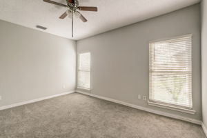 Ashmount Ln-021
