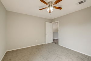 Ashmount Ln-032