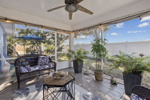 Screened-in Porch