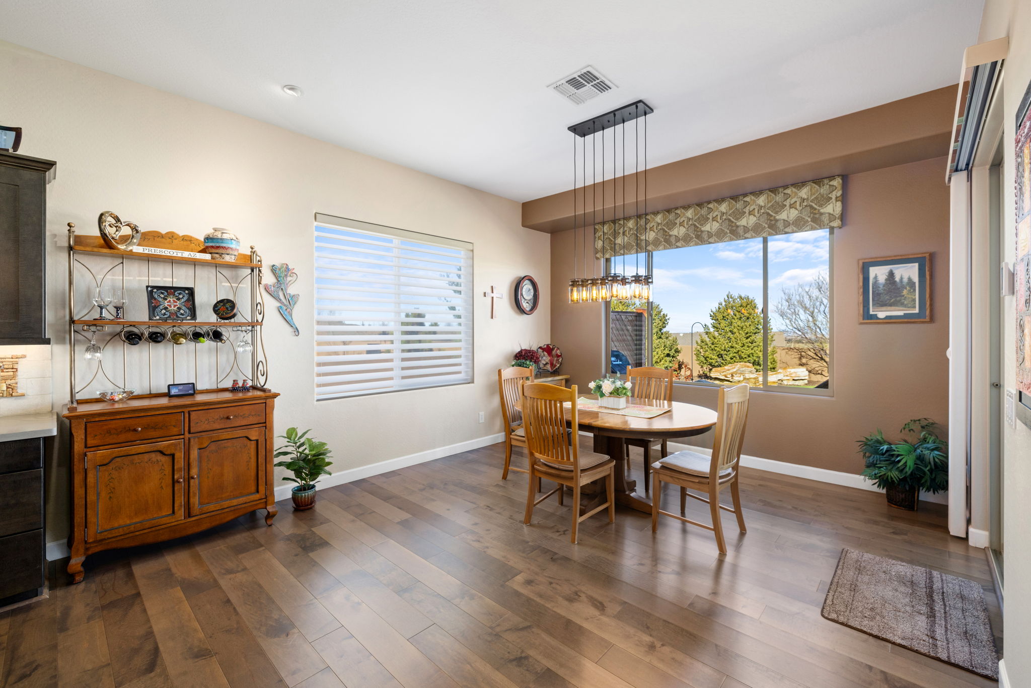 Dining Room (2)