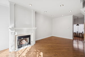 816 Hinman Living, Dining & Kitchen