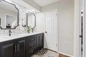 Primary Ensuite Bath