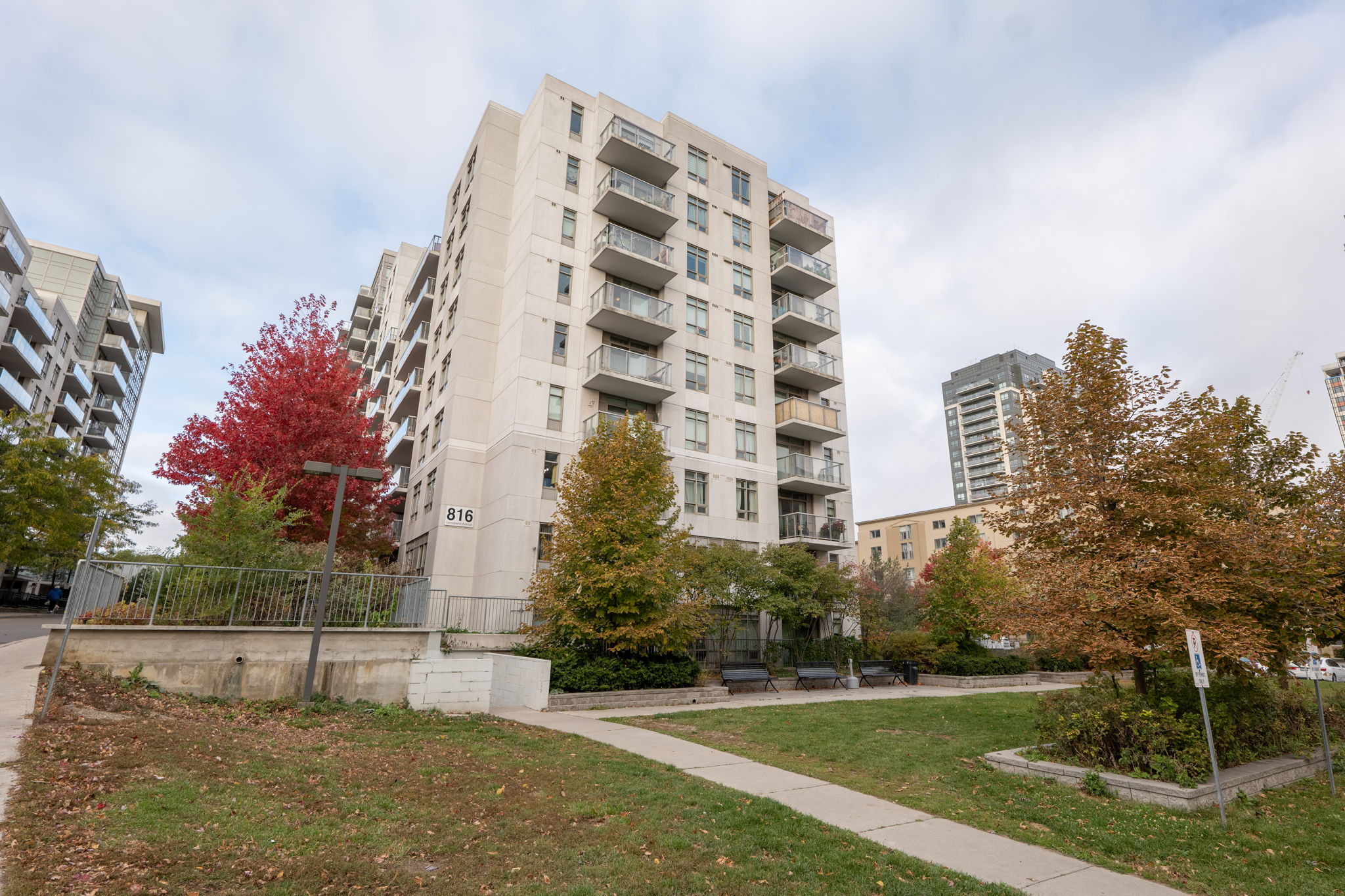 816 Lansdowne Ave 622