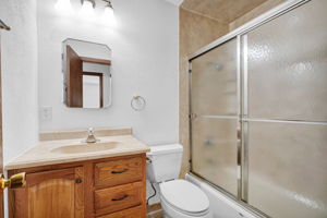 2nd Full Bathroom