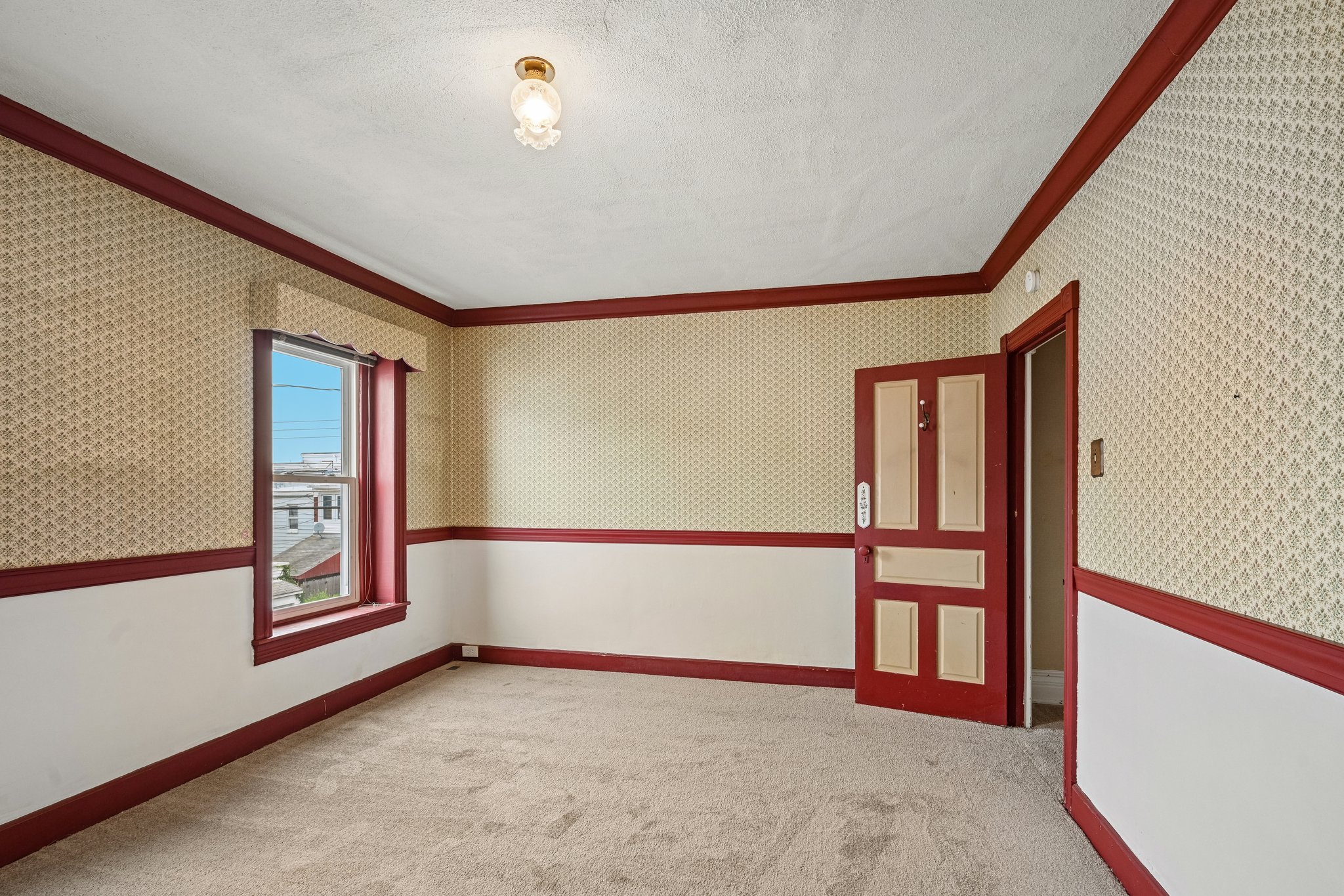 W Cedar St-S1208-028.jpg