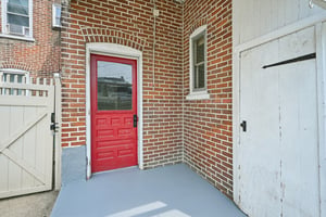 W Cedar St-S1208-037.jpg