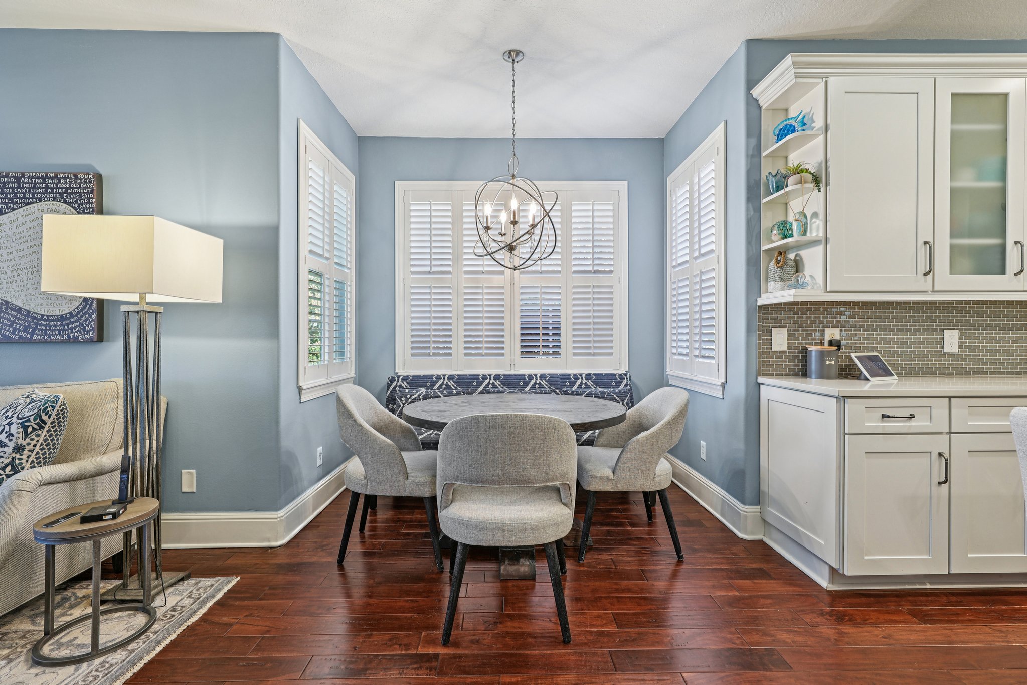 Tibet Butler Dr-L0502-015.jpg