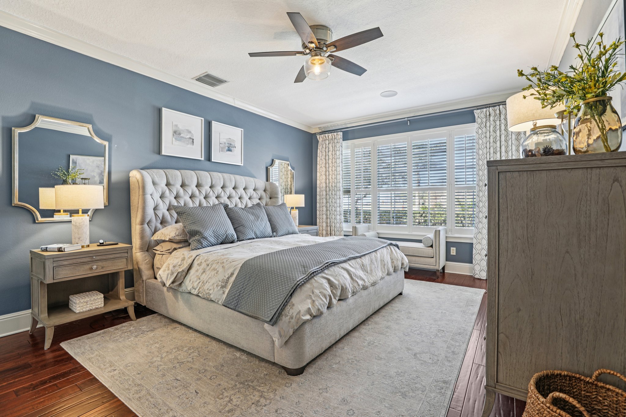 Tibet Butler Dr-L0502-025.jpg