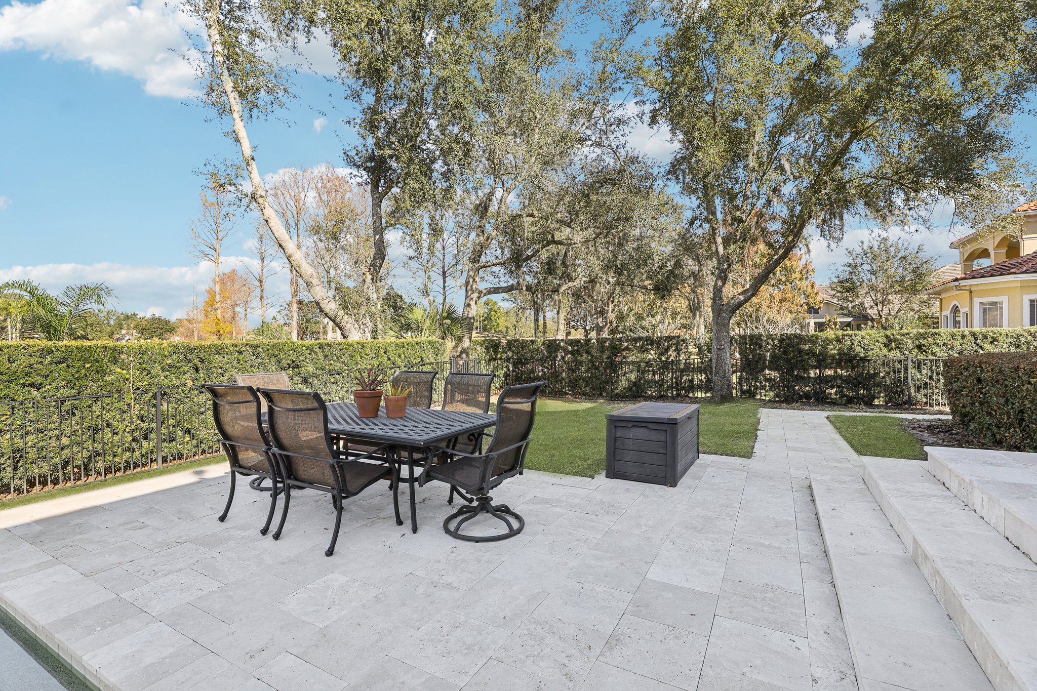 Tibet Butler Dr-L0502-056.jpg