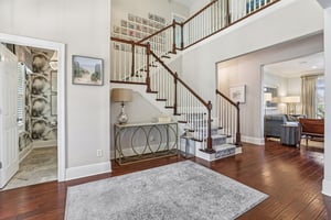 Tibet Butler Dr-L0502-007.jpg