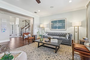 Tibet Butler Dr-L0502-008.jpg