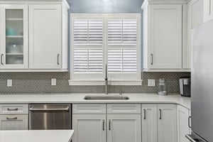 Tibet Butler Dr-L0502-020.jpg