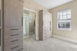 Tibet Butler Dr-L0502-028.jpg