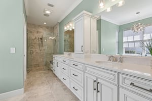 Tibet Butler Dr-L0502-030.jpg