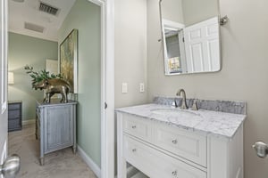 Tibet Butler Dr-L0502-038.jpg