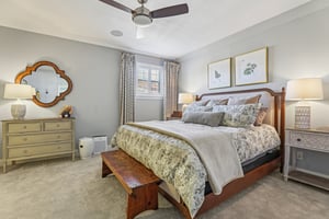 Tibet Butler Dr-L0502-048.jpg