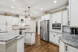 Local_Flavor_films- 8160 Willow Point, Gainesville, GA 30506-171.jpg