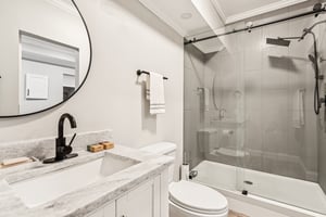 Local_Flavor_films- 8160 Willow Point, Gainesville, GA 30506-296.jpg