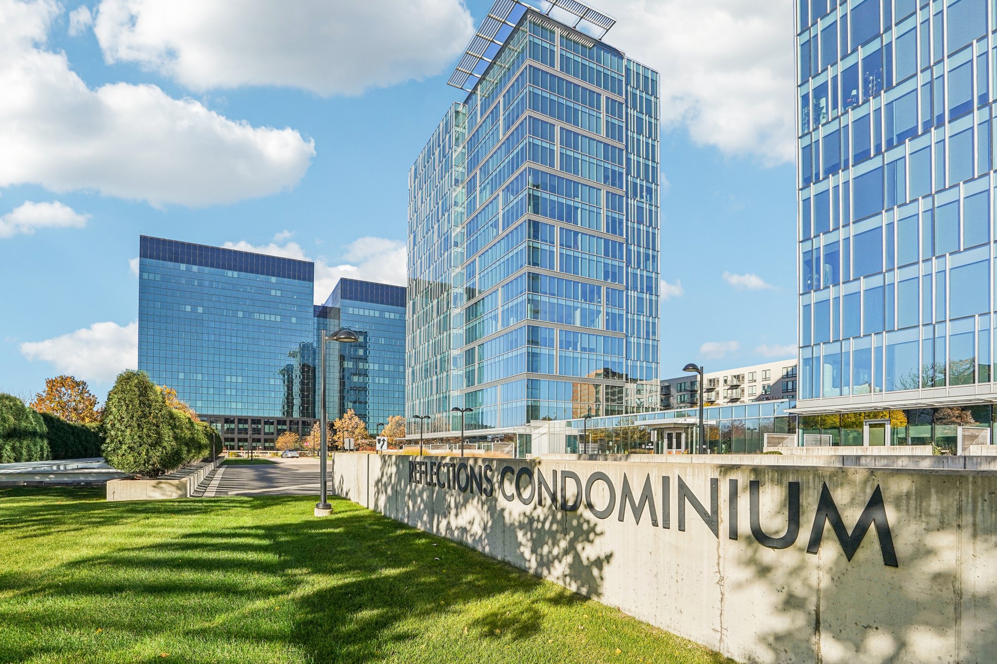 33rd Ave-S0411-1-007.jpg