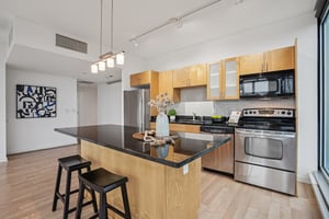 33rd Ave-S0111-011.jpg