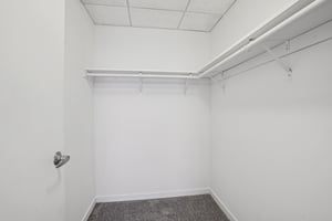 33rd Ave-S0111-018.jpg