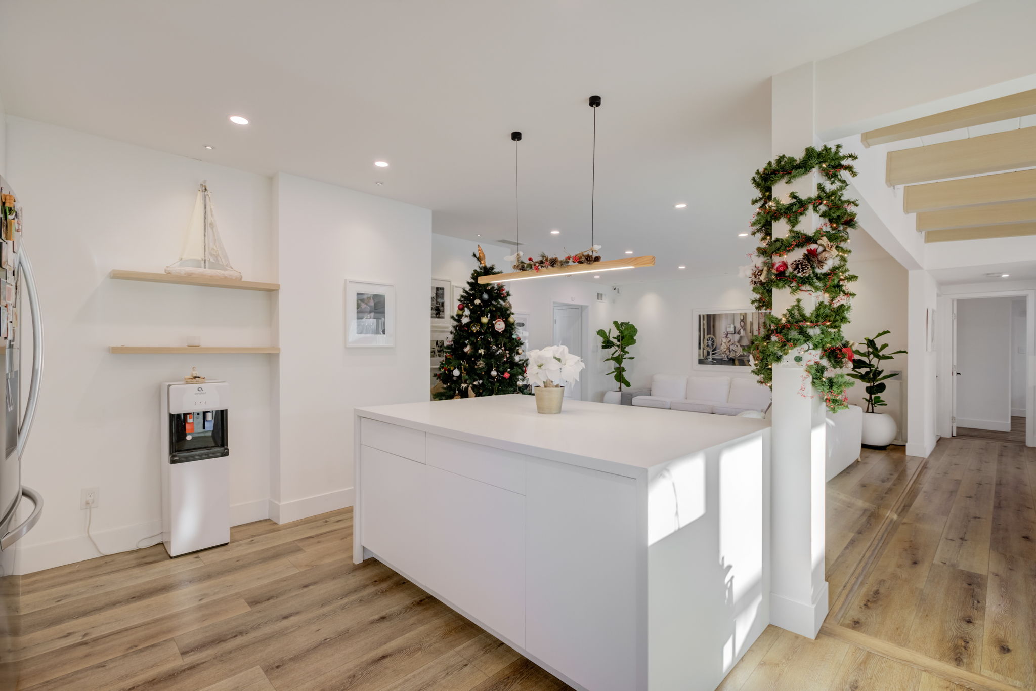 Encino Ave-036