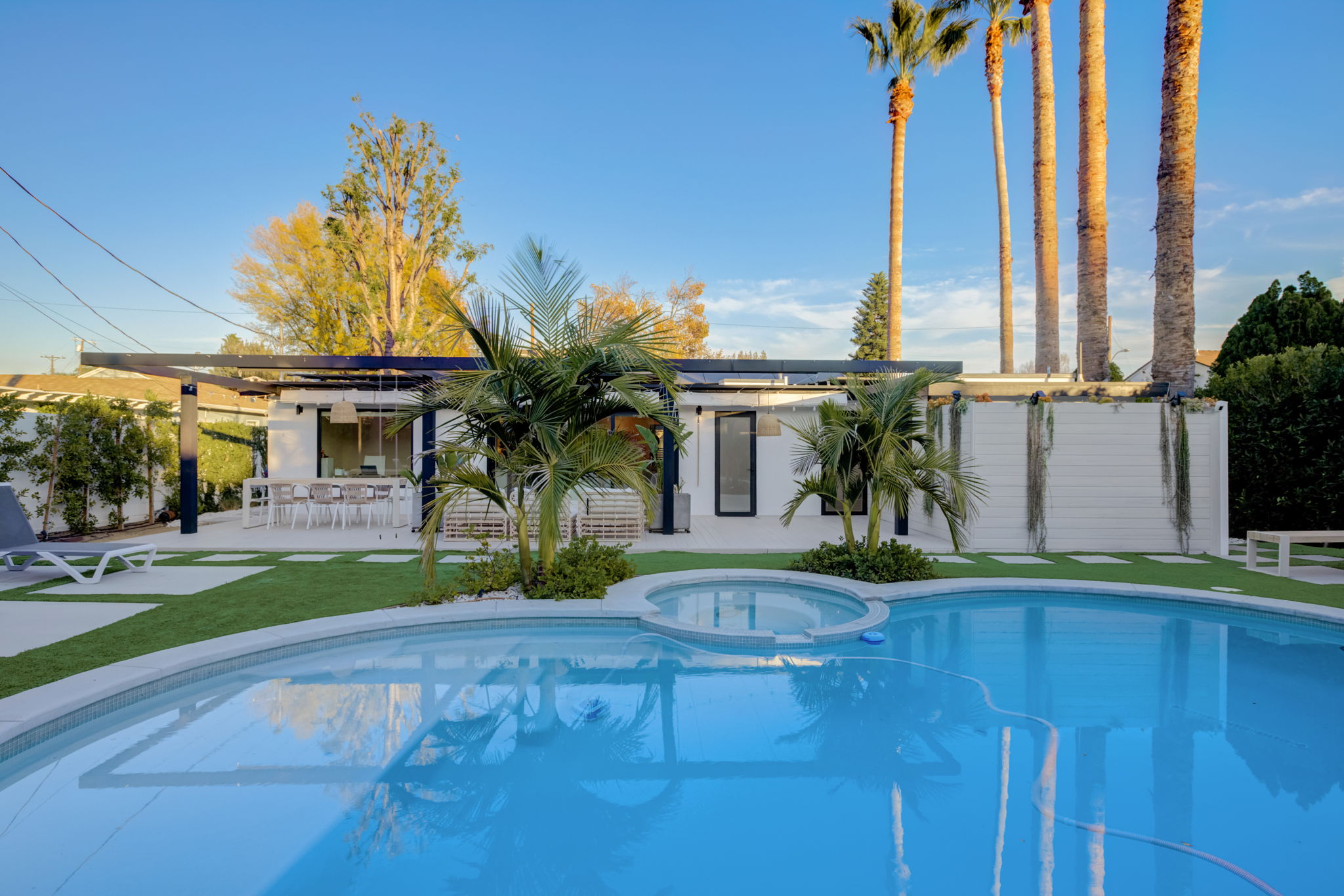 Encino Ave-057
