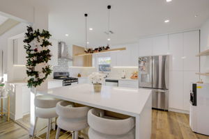 Encino Ave-034