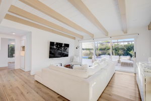 Encino Ave-029