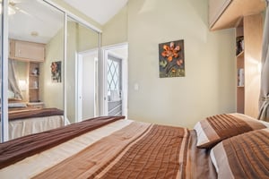Ave 49 157-S2110-020.jpg