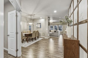 Foyer/Dining Room