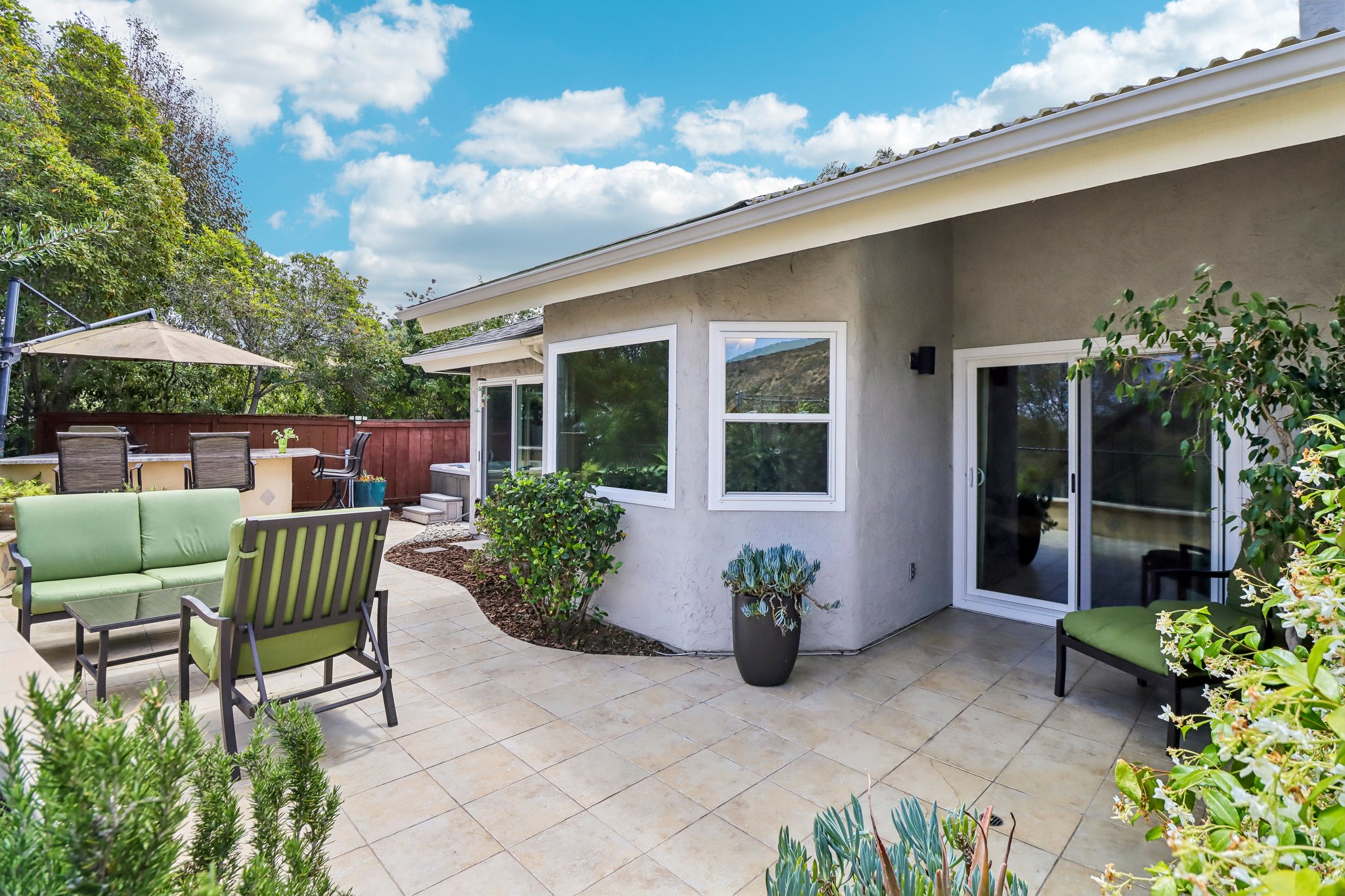 Mission Vista Dr-S0105-034.jpg