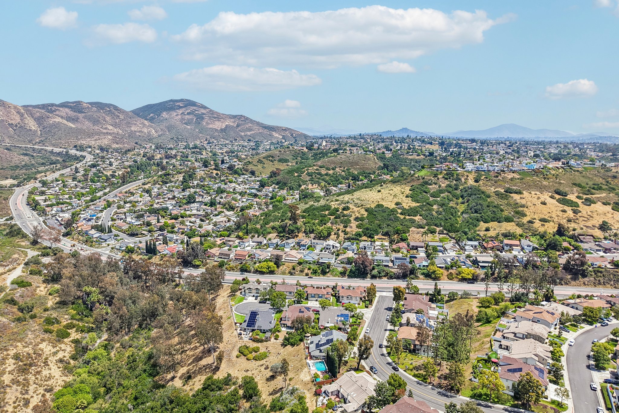Mission Vista Dr-S0105-055.jpg