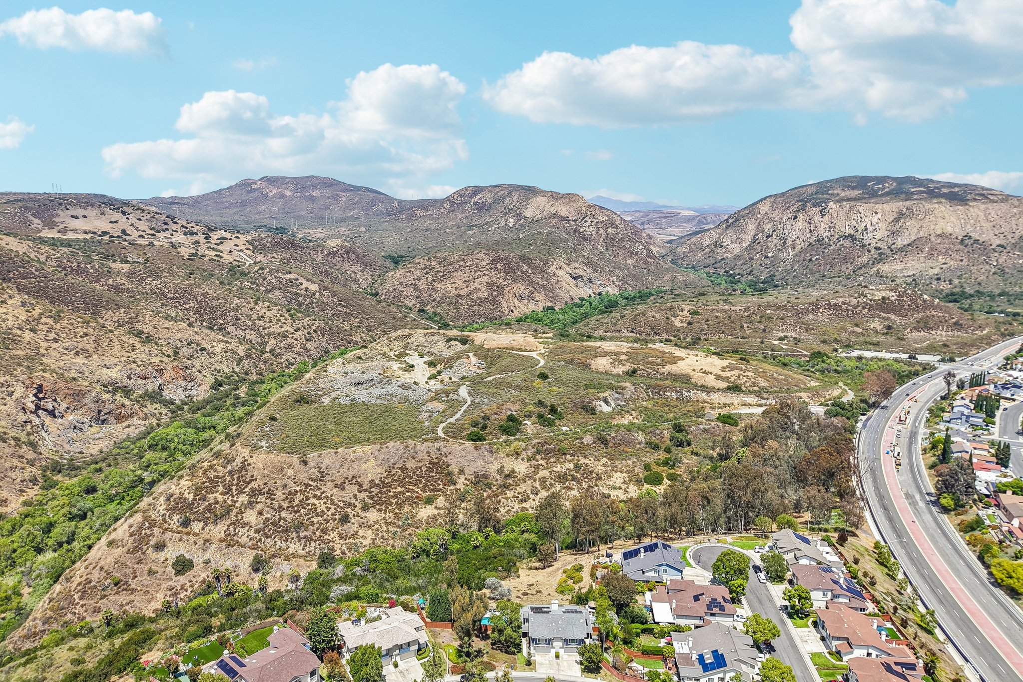 Mission Vista Dr-S0105-057.jpg
