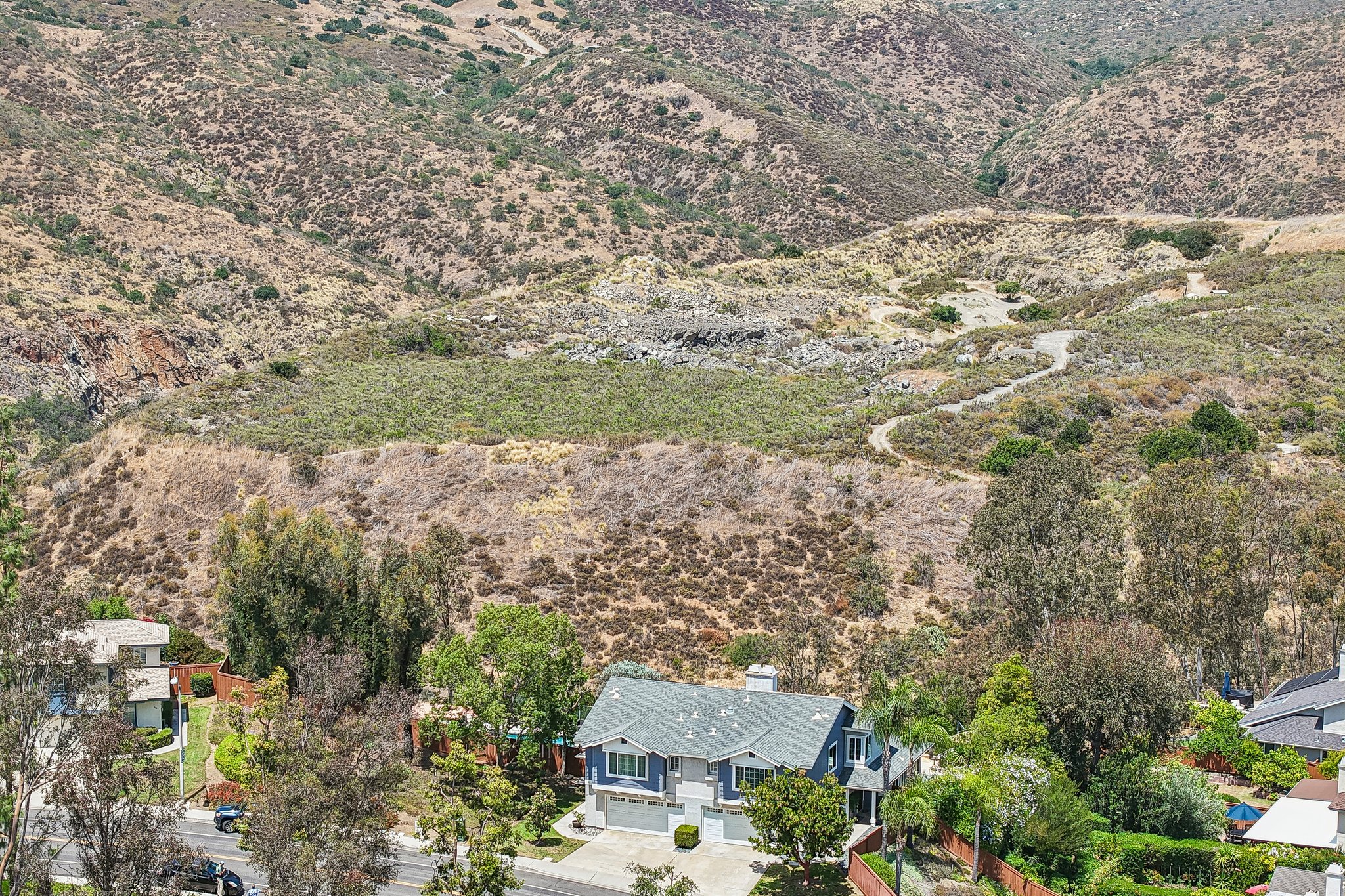 Mission Vista Dr-S0105-059.jpg