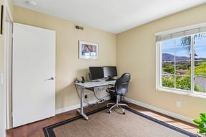 Mission Vista Dr-S0105-025.jpg