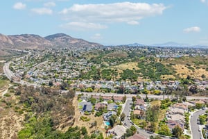 Mission Vista Dr-S0105-055.jpg